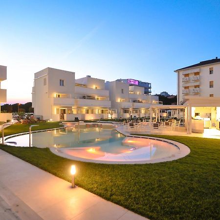 Marina Suites & Apartments 4 Stelle S Caorle Extérieur photo