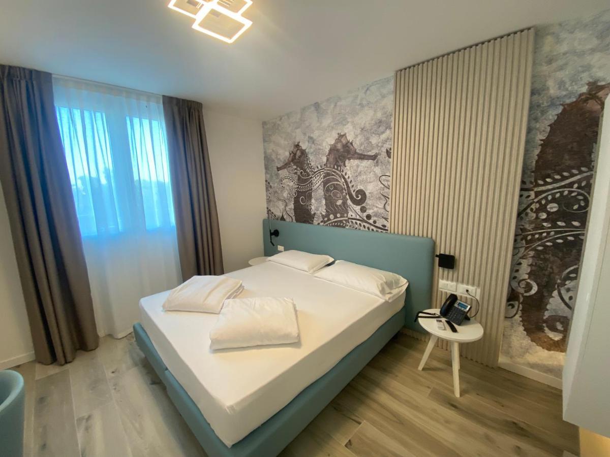 Marina Suites & Apartments 4 Stelle S Caorle Extérieur photo