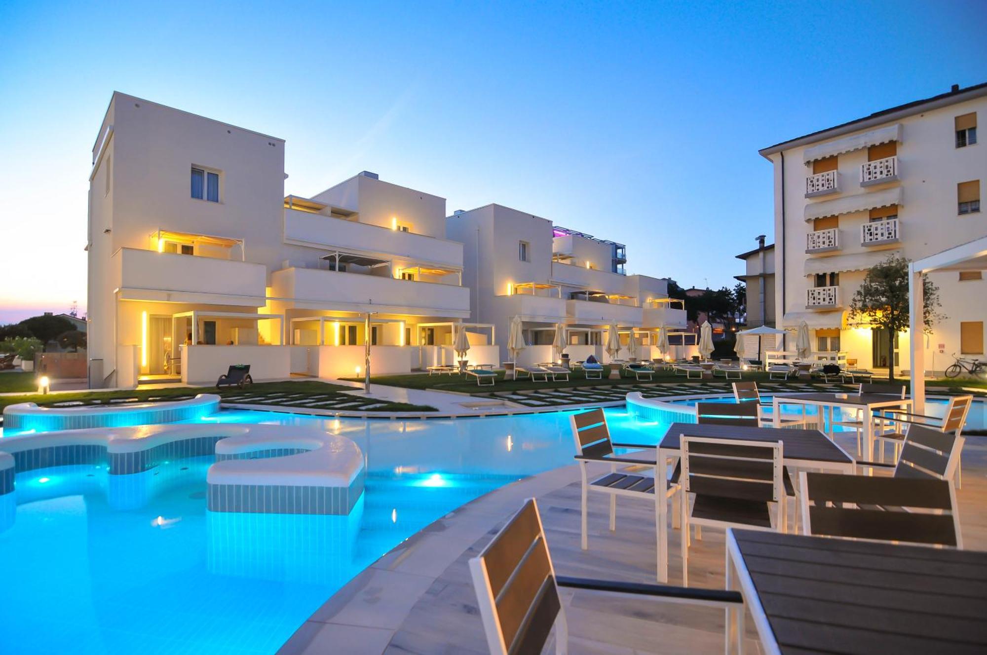 Marina Suites & Apartments 4 Stelle S Caorle Extérieur photo